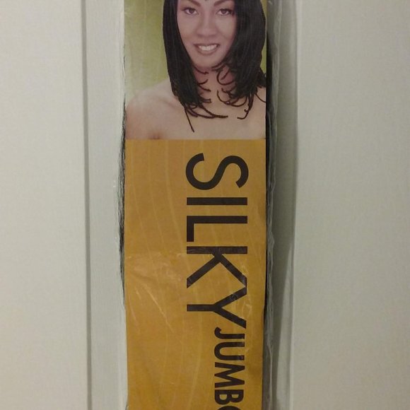 Magic Collection Silky Jumbo Braid, 100% Synthetic Fiber, Color: 1B, NEW - Picture 10 of 11